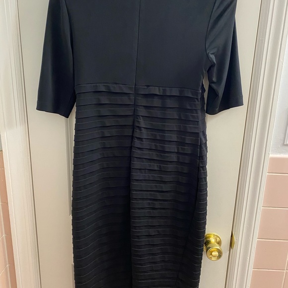 London Times LBD - Picture 3 of 5